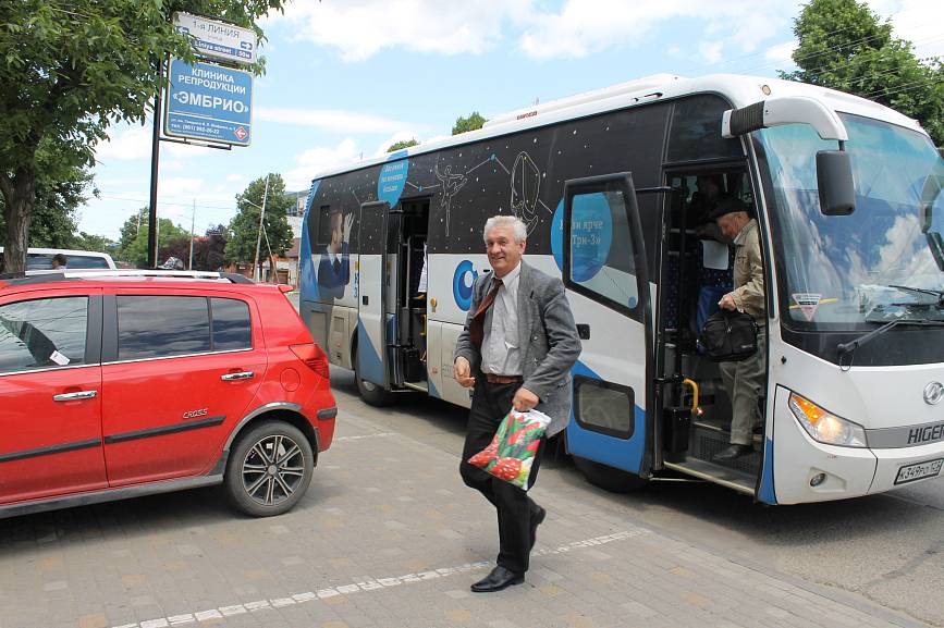 На диагностику зрения – целым автобусом