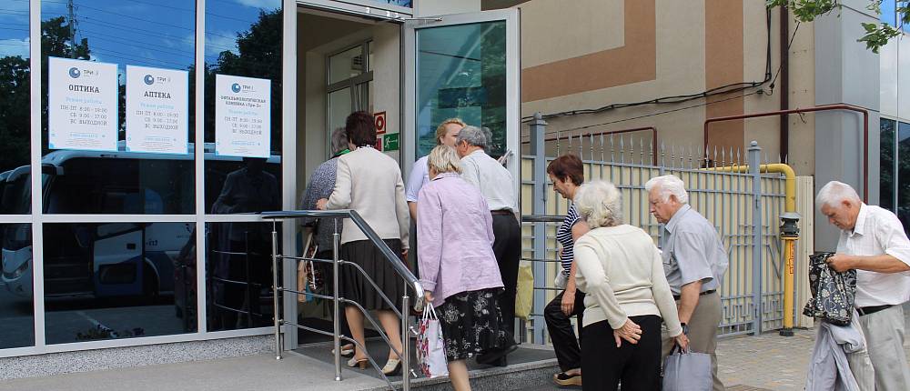 На диагностику зрения – целым автобусом